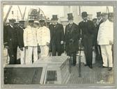 Fotografia de António José de Almeida a bordo de um navio