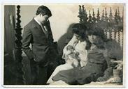 Fotografia de Maria Manuel de Almeida de Abreu, MariaTeresa de Almeida de Abreu, José de Onofre e Mónica de Almeida Onofre