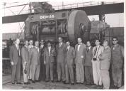 Fotografia de António de Spínola, com António Champalimaud e Nobre da Costa, no Complexo Siderúrgico do Cairo