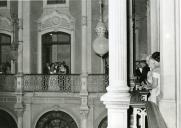 Fotografia de Américo Tomás no Palácio da Bolsa