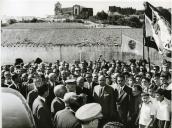 Fotografia de Américo Tomás, acompanhado por Alfredo Rodrigues dos Santos Júnior, por ocasião da visita oficial efetuada ao Algarve, de 10 a 14 de julho de 1965