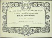 Diploma de sócio benemérito da Liga dos Combatentes da Grande Guerra concedido a Maria do Carmo Carmona